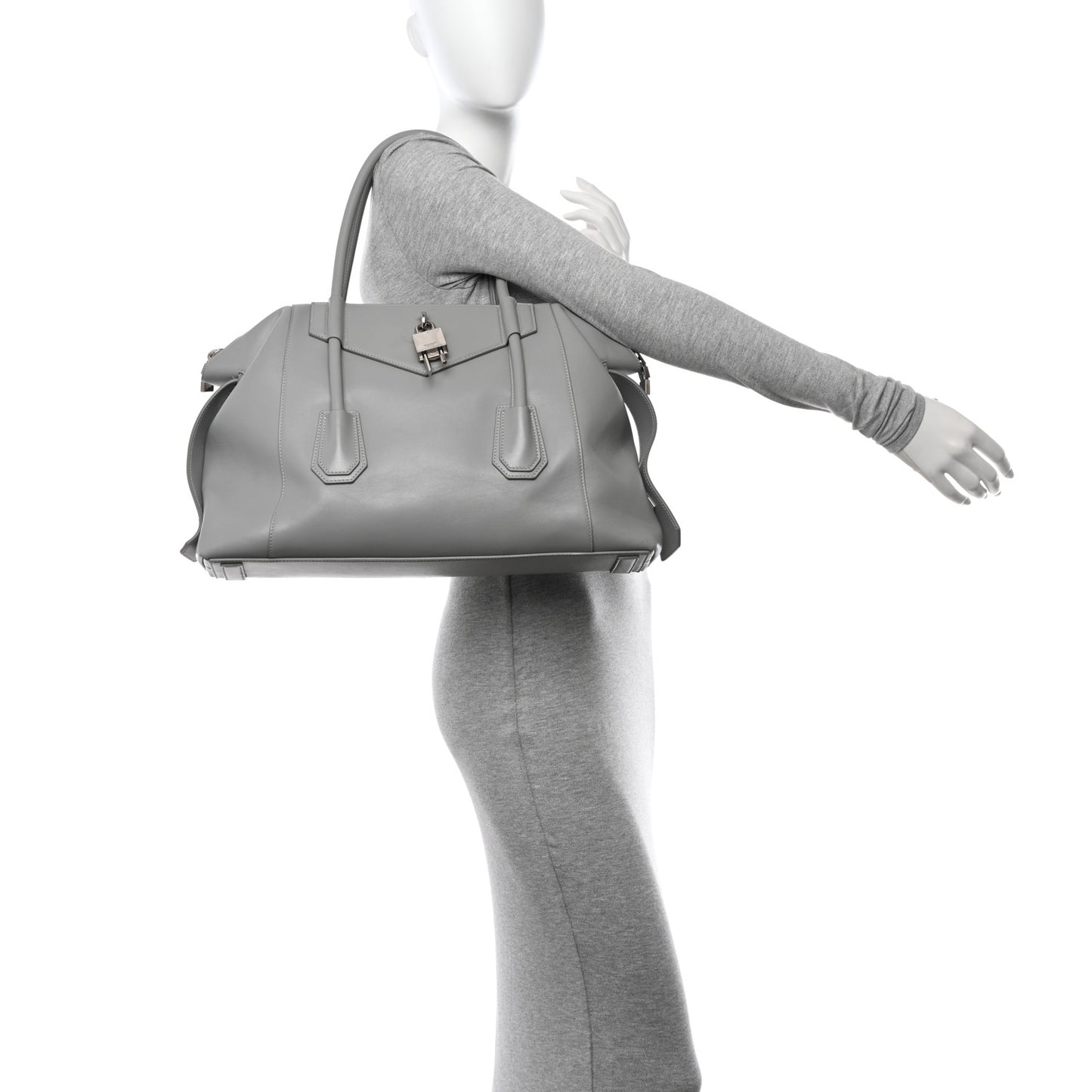 Smooth Calfskin Medium Antigona Soft Lock Duffle Bag Pearl Grey