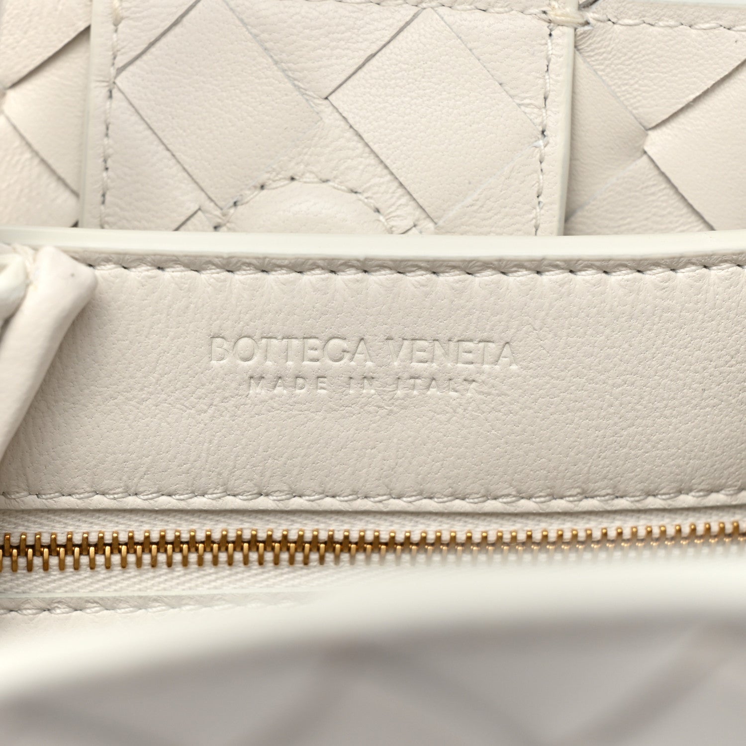 Bottega Veneta Nappa Intrecciato Small Andiamo Shoulder Bag White 7 of 10