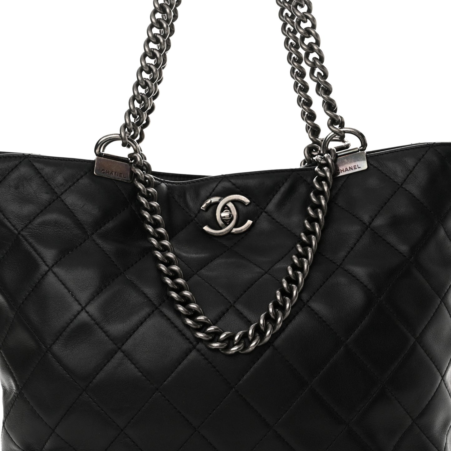 Calfskin Quilted Large Shopping In Chains Tote Black