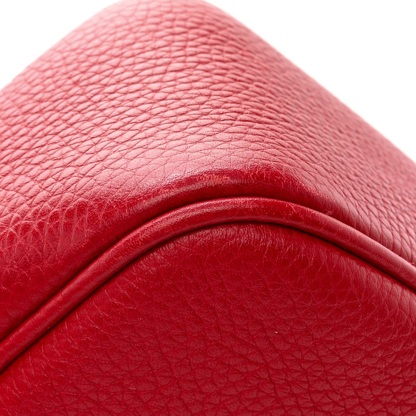 Pebbled Calfskin Small Soho Disco Bag Tabasco Red