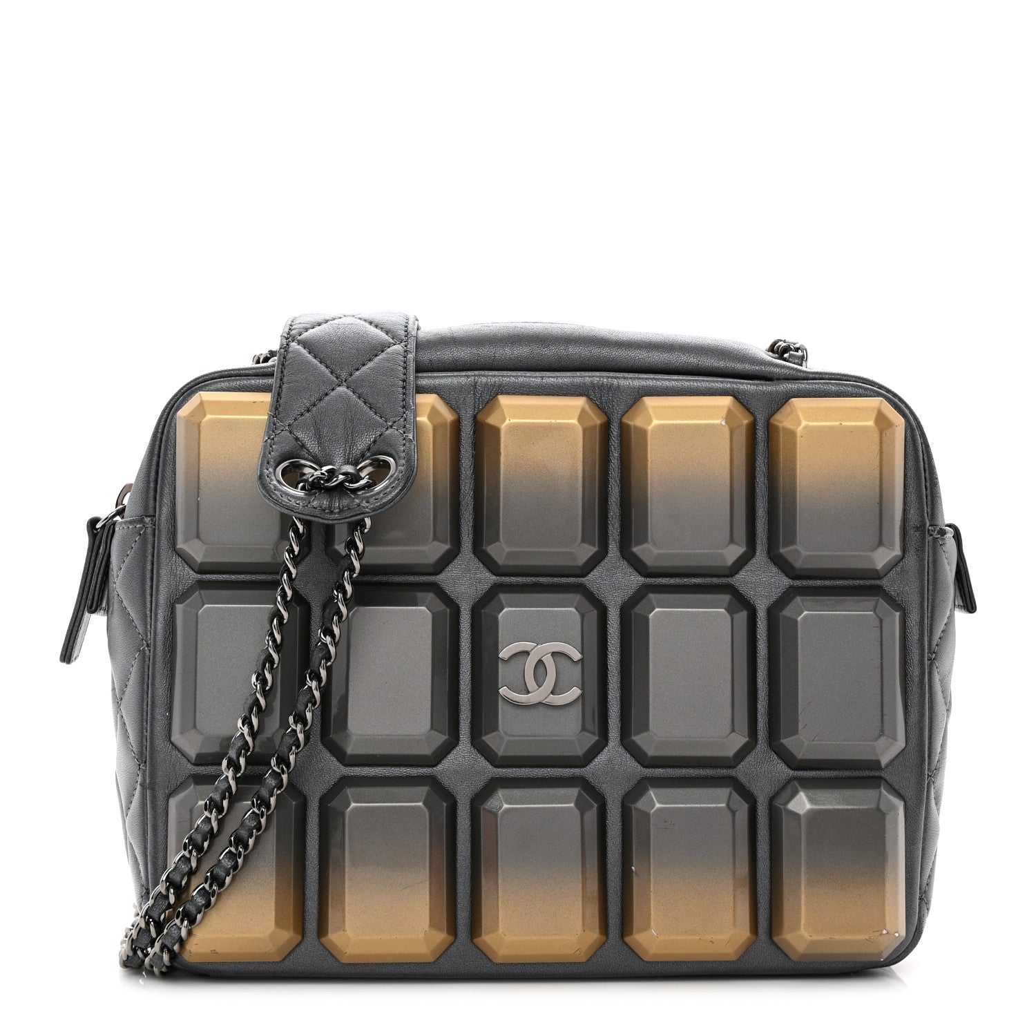 Chanel Metallic Lambskin Plexiglass Evening Art Camera Case Silver Chanel Metallic Lambskin Plexiglass Evening Art Camera Case Silver