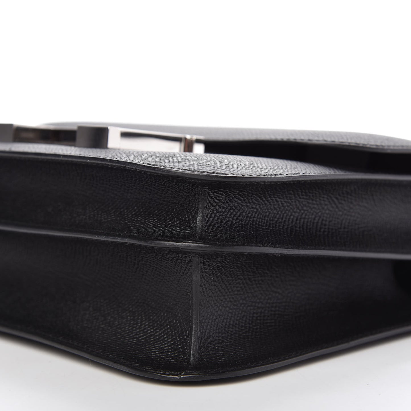 Epsom Constance 24 Black