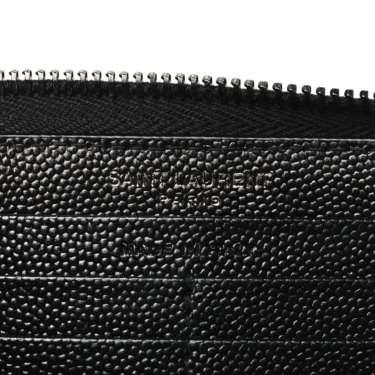 Saint Laurent Grain De Poudre Matelasse Chevron Monogram Monochrome Zip Around Wallet Black 6 of 8
