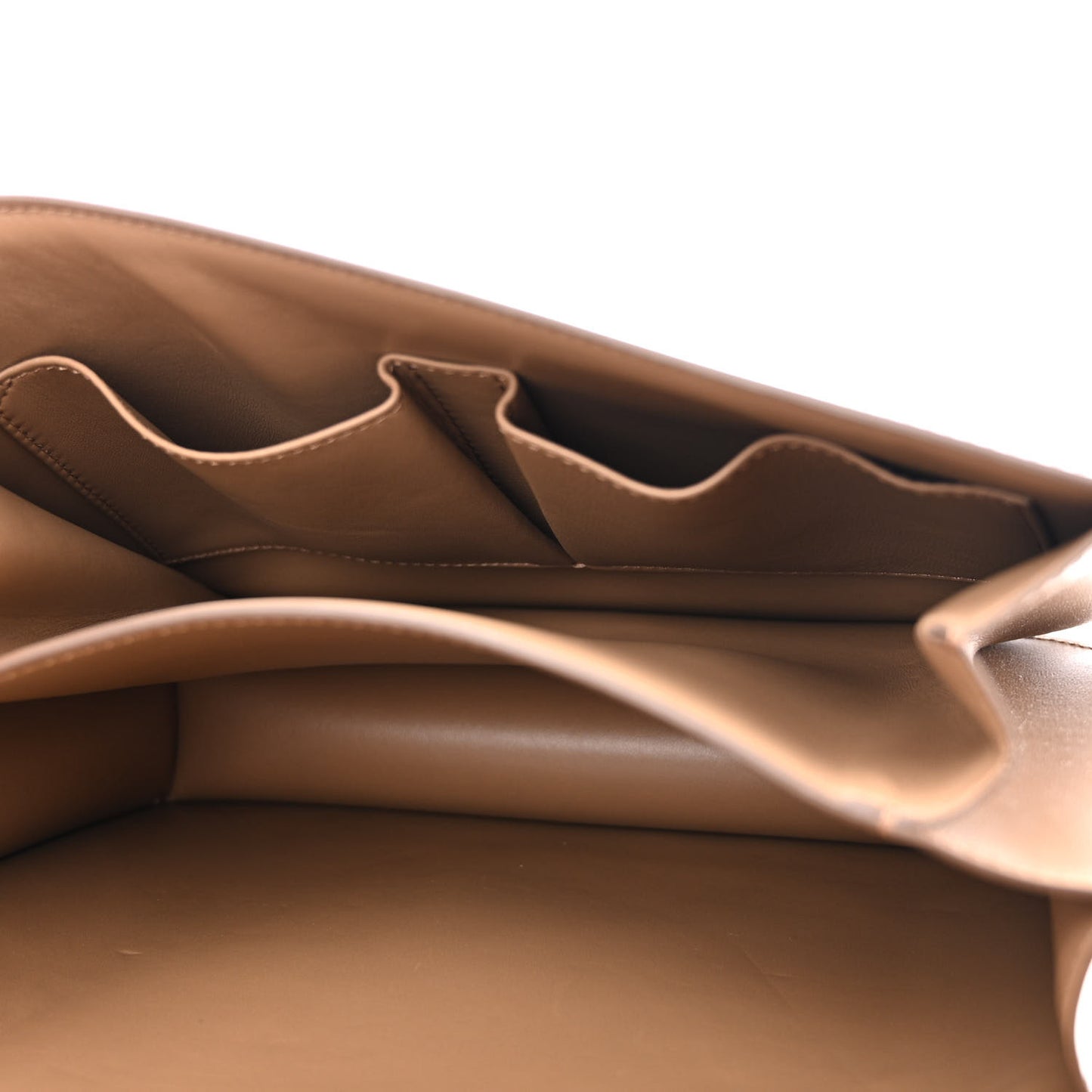 Smooth Calfskin Medium Classic Box Flap Bag Light Camel