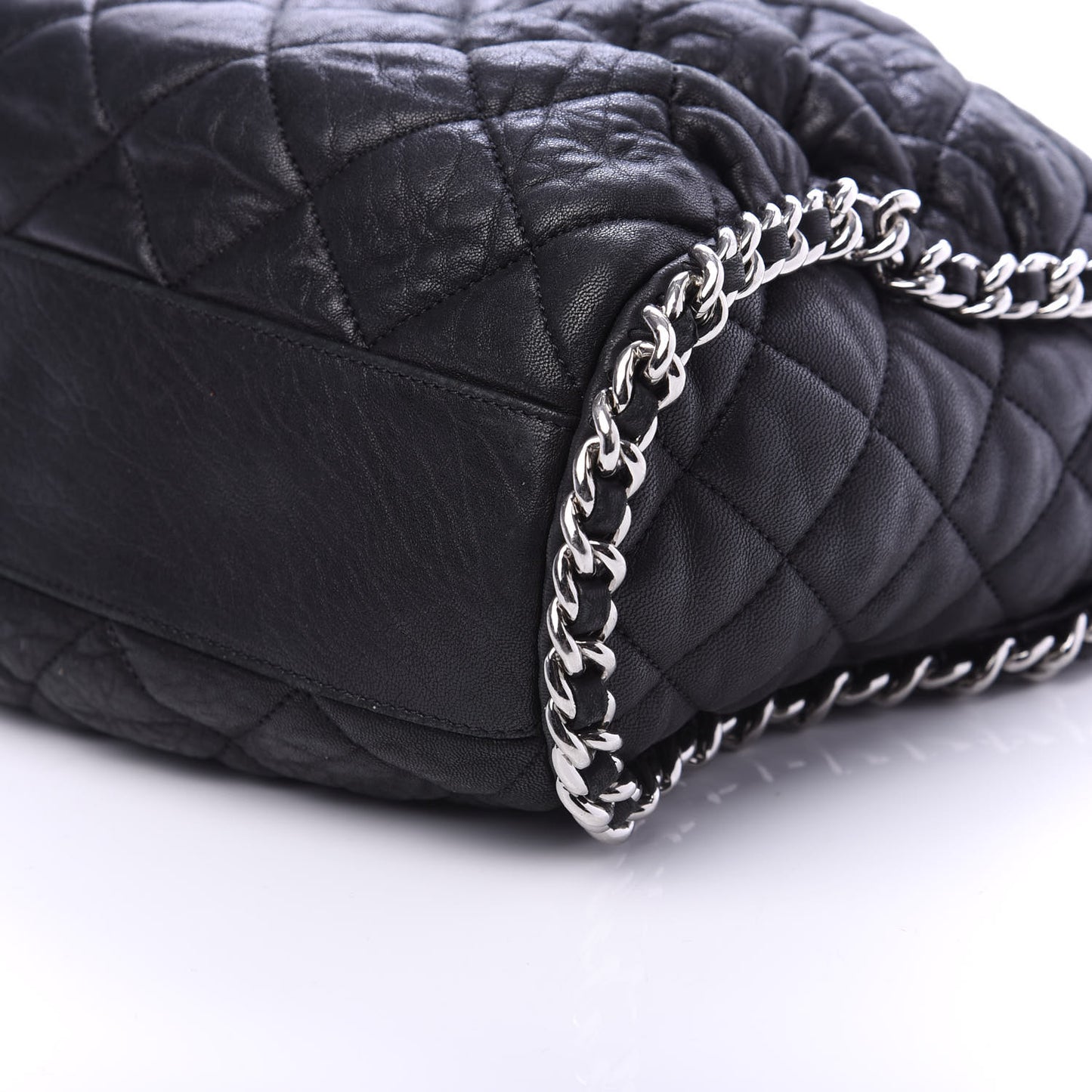 Washed Lambskin Chain Around Hobo Black