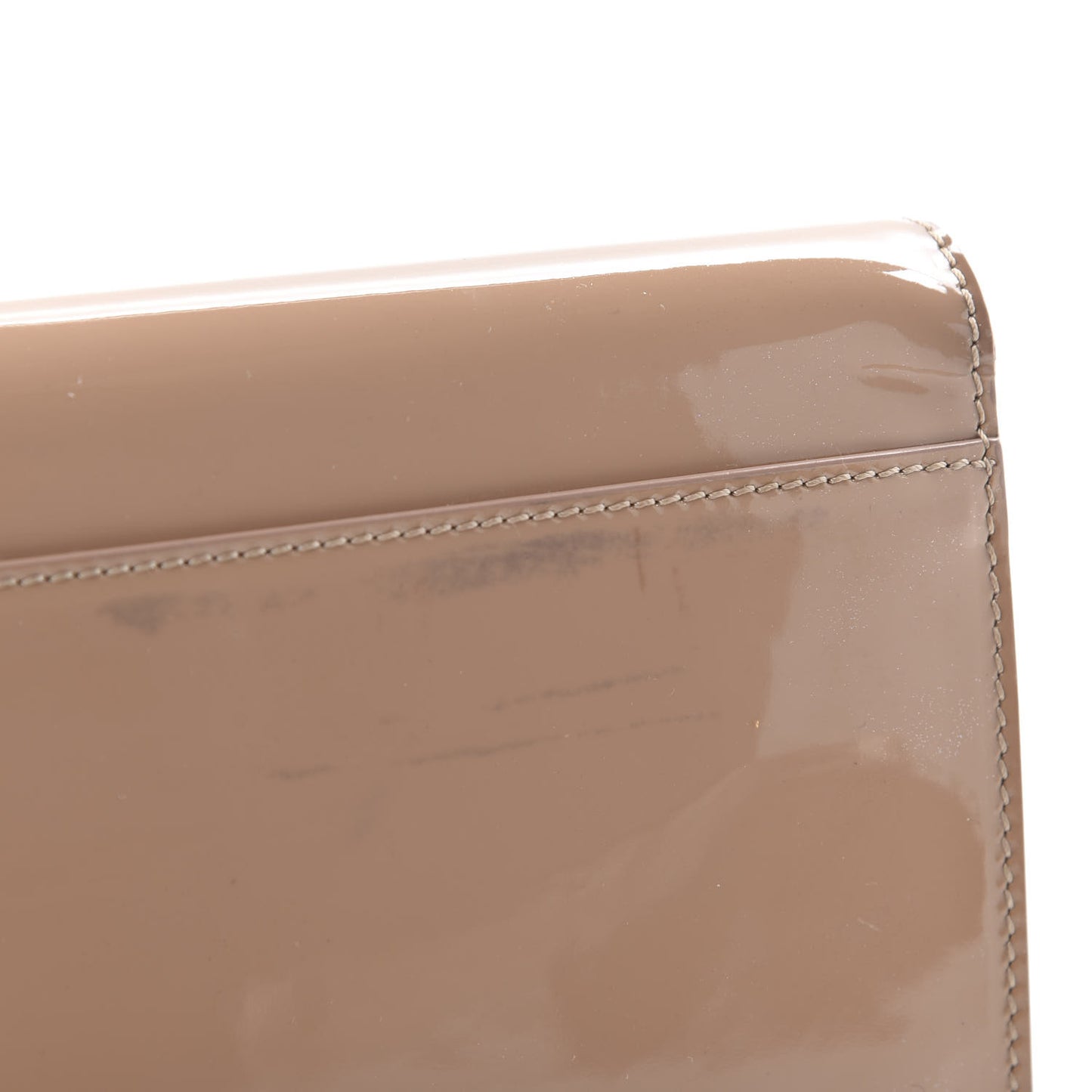 Patent Vero Dodat Clutch Nude