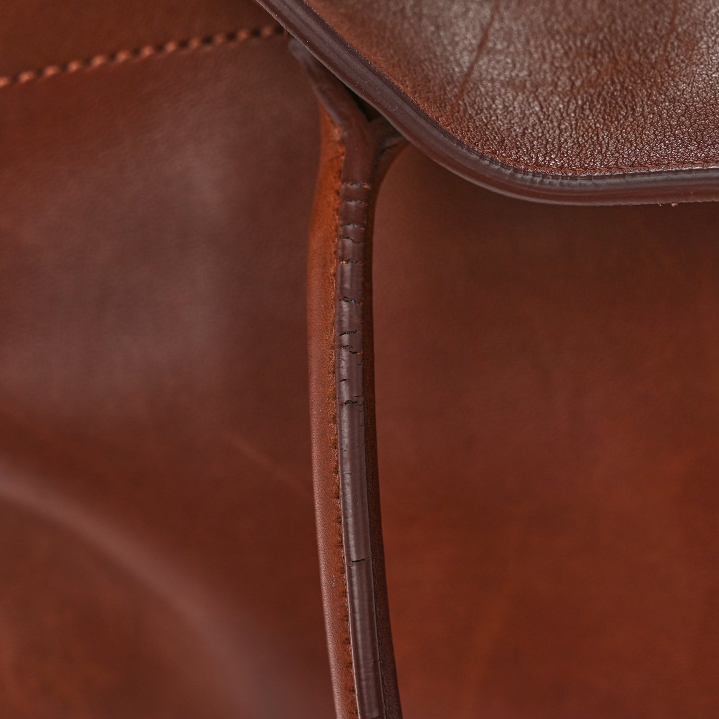 Polished Saddle Calfskin Soft Margaux 15 New Burgundy