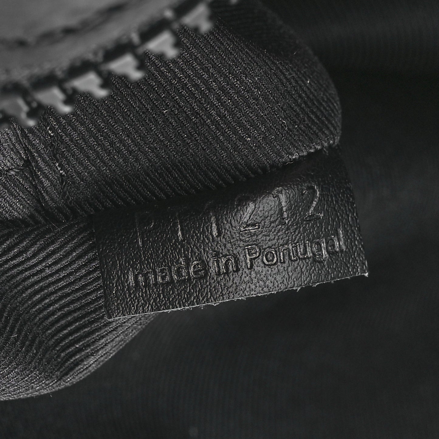 Taurillon Monogram Uniformes Solar Ray Soft Pochette Volga Belt Bag Black