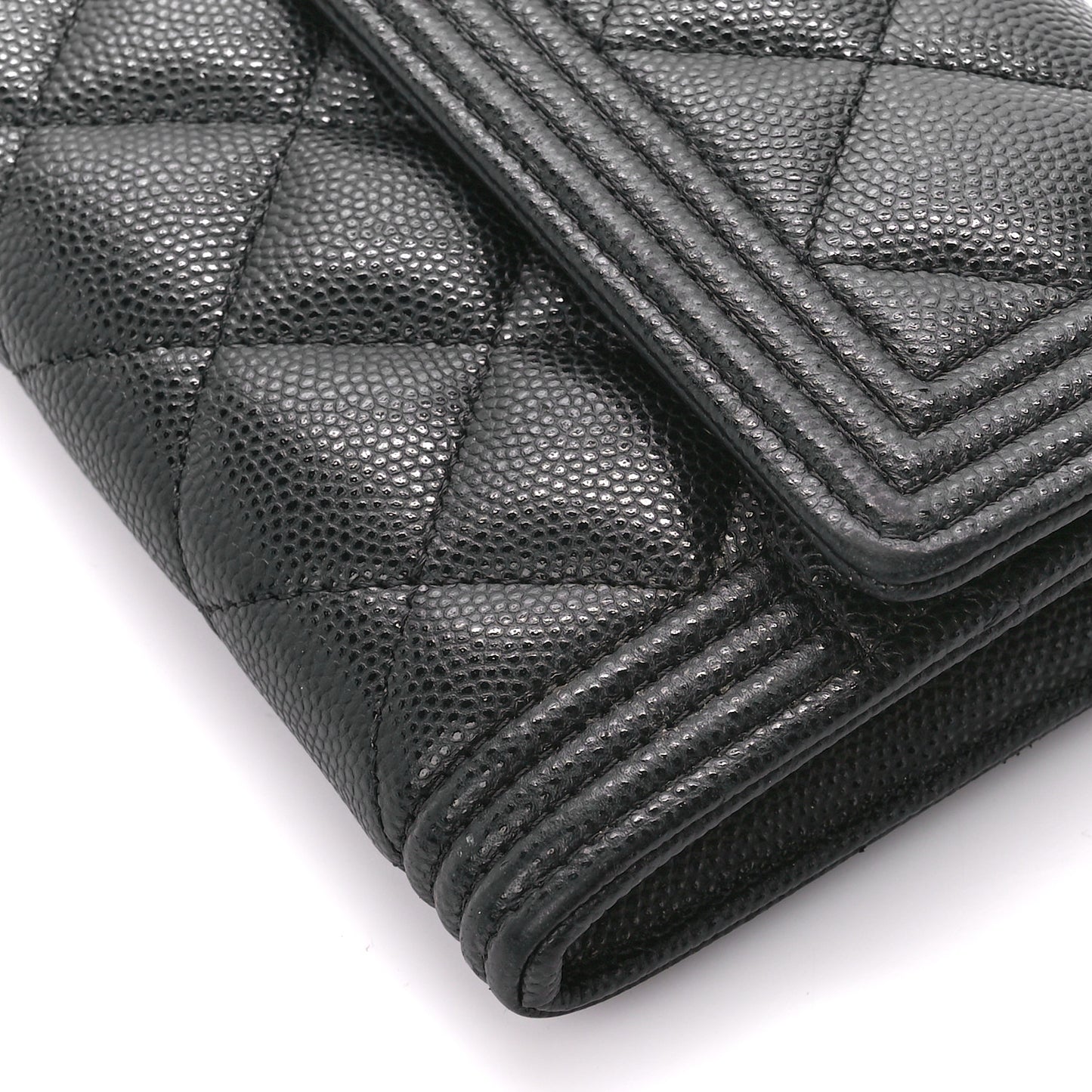 Caviar Quilted Large Boy Gusset Flap Wallet Black