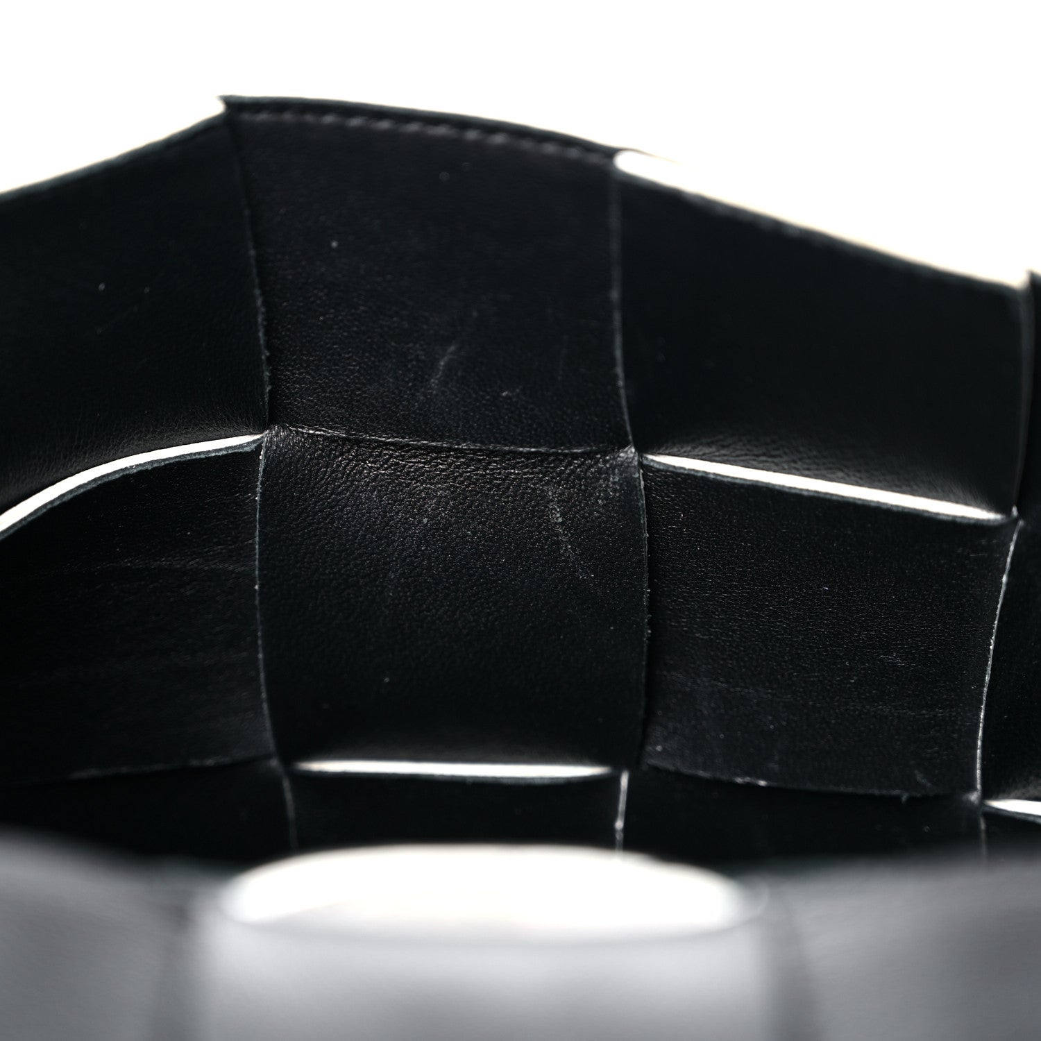 Bottega Veneta Lambskin Maxi Intrecciato Cassette Crossbody Bag White 9 of 14