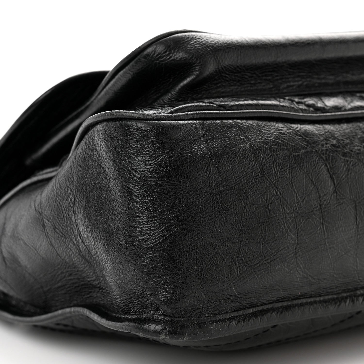 Saint Laurent Crinkled Calfskin Matelasse Monogram Medium Niki Chain Satchel Black 9 of 11