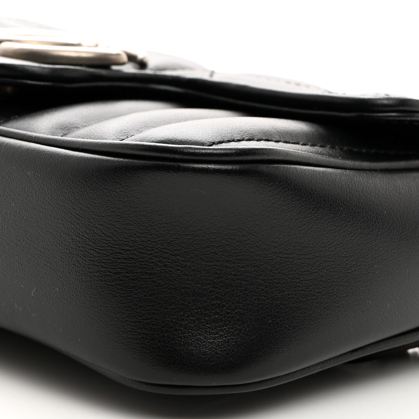Calfskin Matelasse Aria Super Mini GG Marmont Shoulder Bag Black