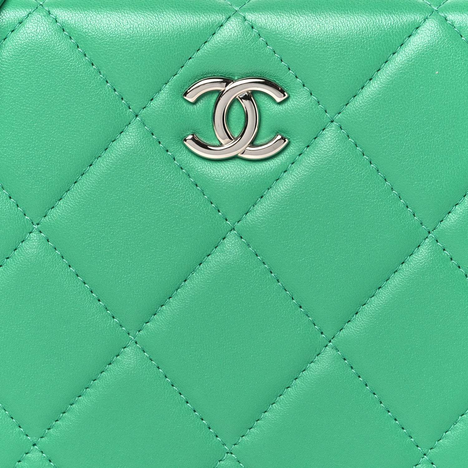 Chanel Quilted Lambskin Metal Bar Clutch Bag Green 7 of 9