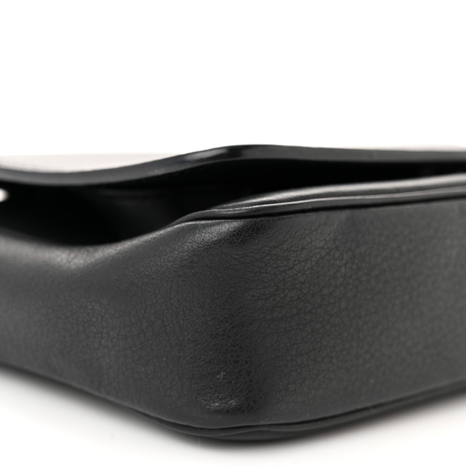 Balenciaga Pebbled Calfskin Logo Everyday Flap Chain Wallet Black 8 of 16