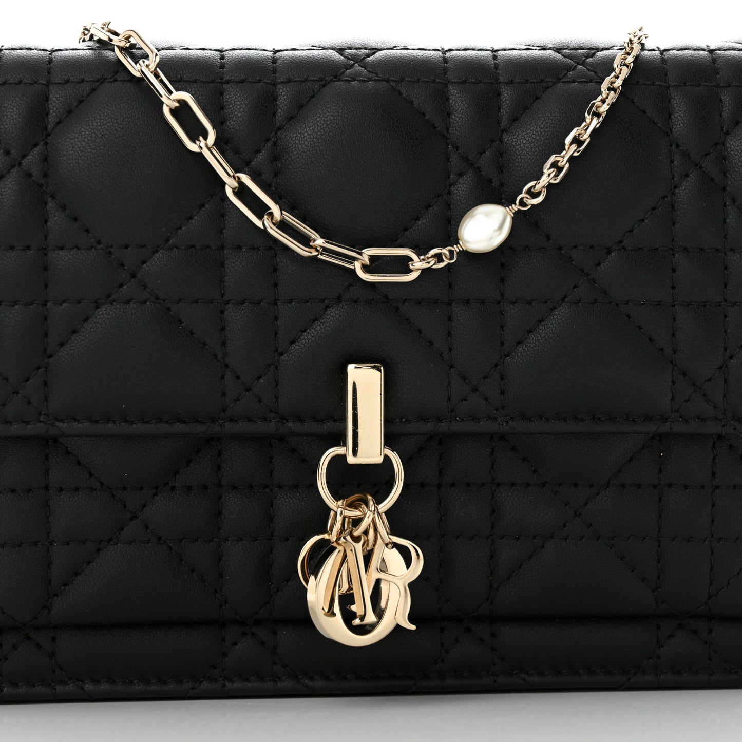 Lambskin Cannage Miss Dior Chain Pouch Black