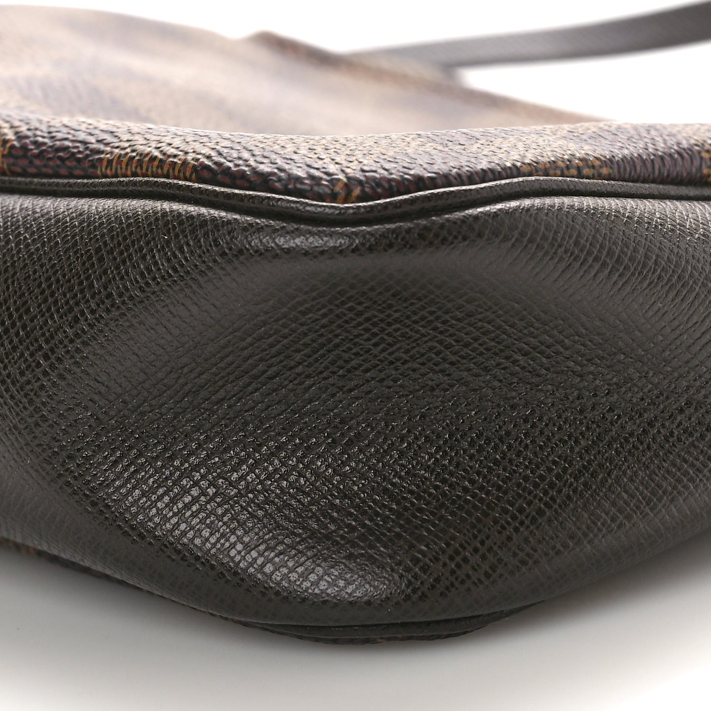 Damier Ebene Trousse Make Up Bag Pochette