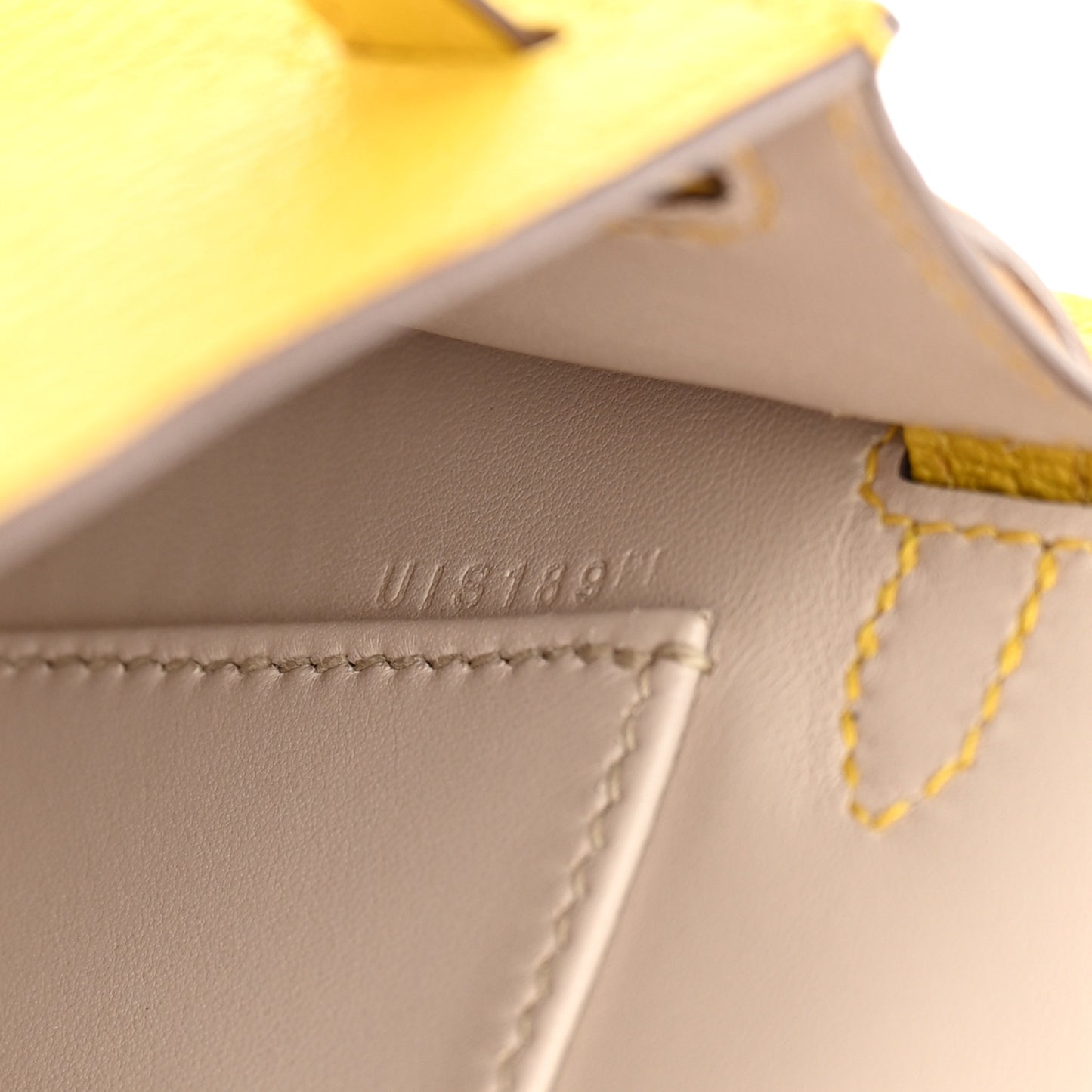 Chevre Mysore Verso Mini Kelly Sellier 20 Jaune De Naples Nata