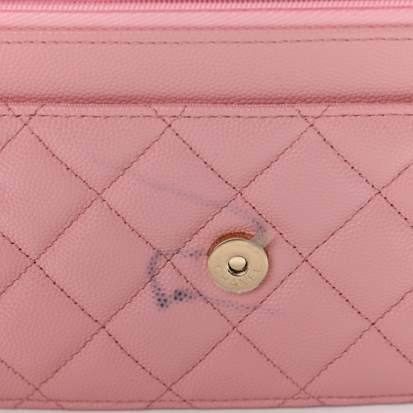 Caviar Quilted Wallet On Chain WOC Light Pink