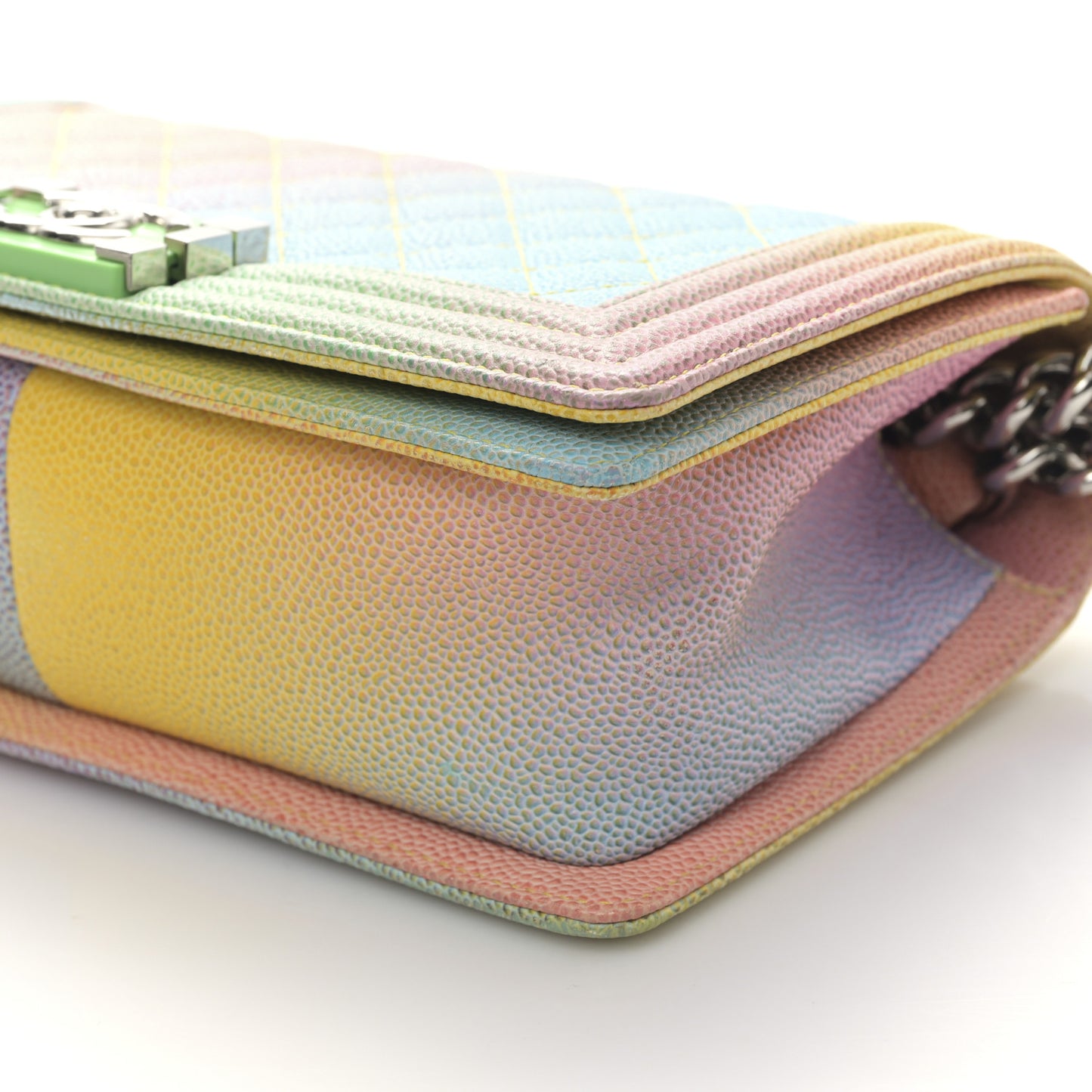 Caviar Quilted Medium Cuba Rainbow Boy Flap Multicolor