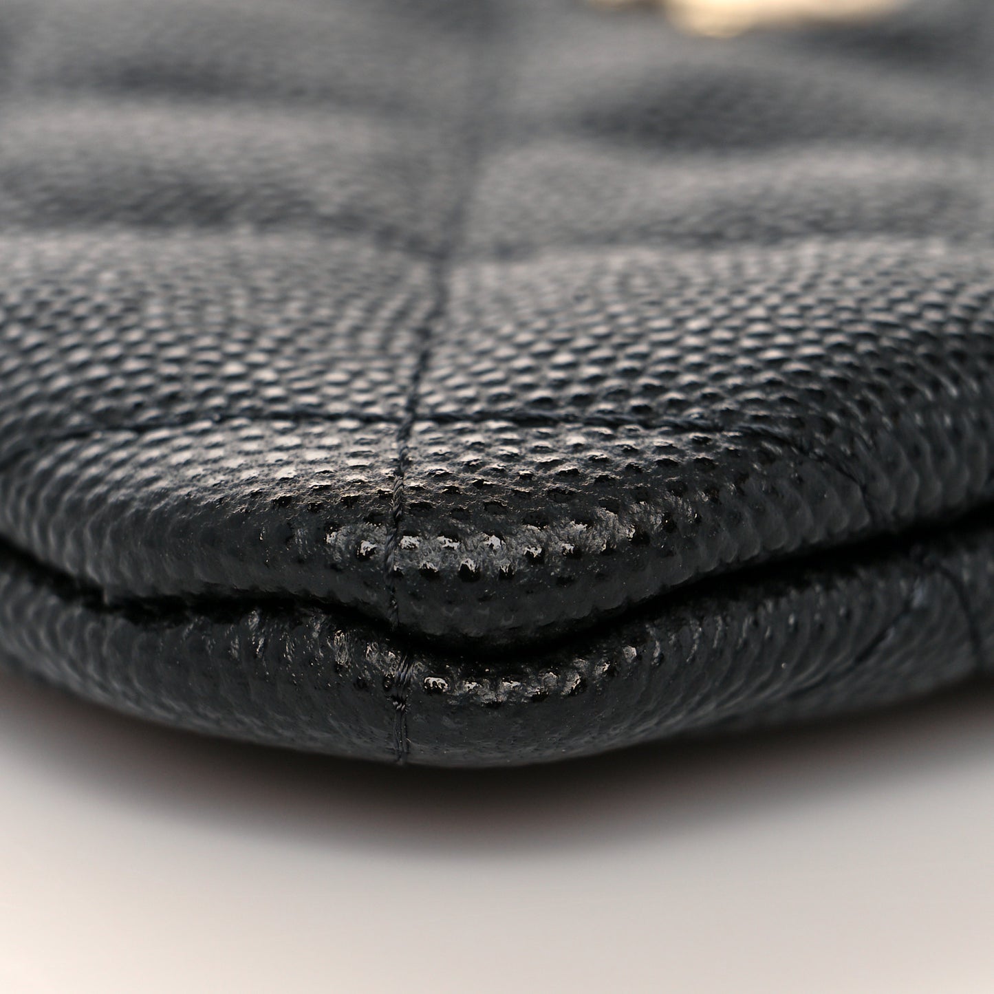 Caviar Quilted Small Cosmetic Case Black
