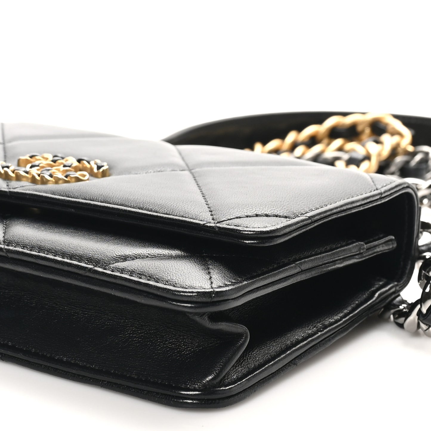Lambskin Quilted Chanel 19 Wallet On Chain WOC Black