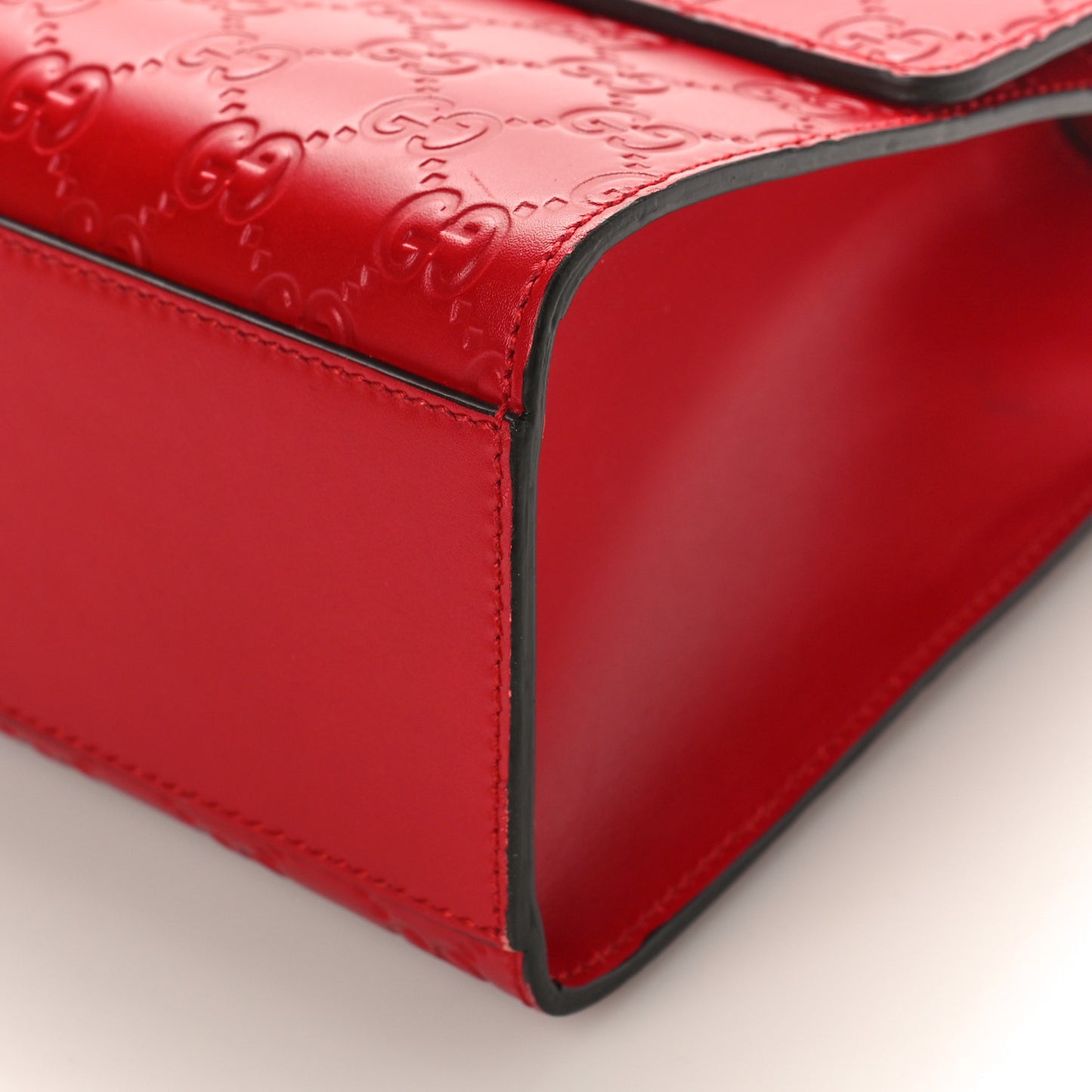 Guccissima Medium Padlock Shoulder Bag Hibiscus Red