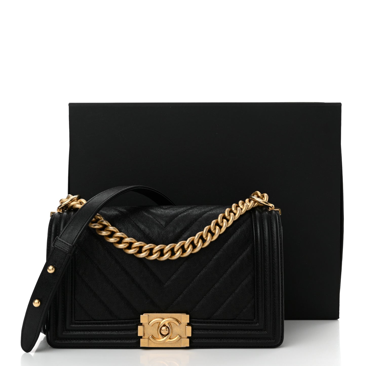 Caviar Chevron Quilted Medium Boy Flap Black