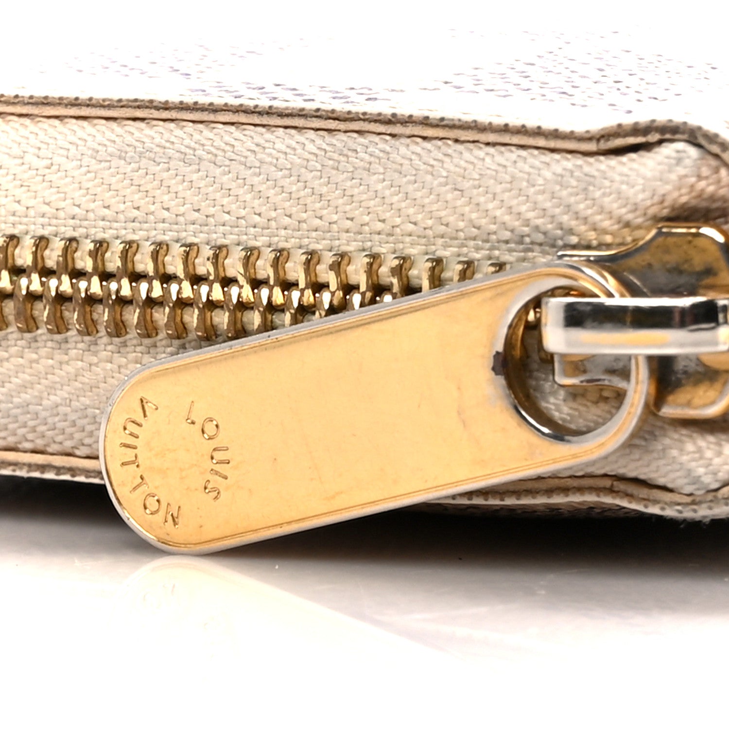 Louis Vuitton Damier Azur Zippy Wallet 8 of 12