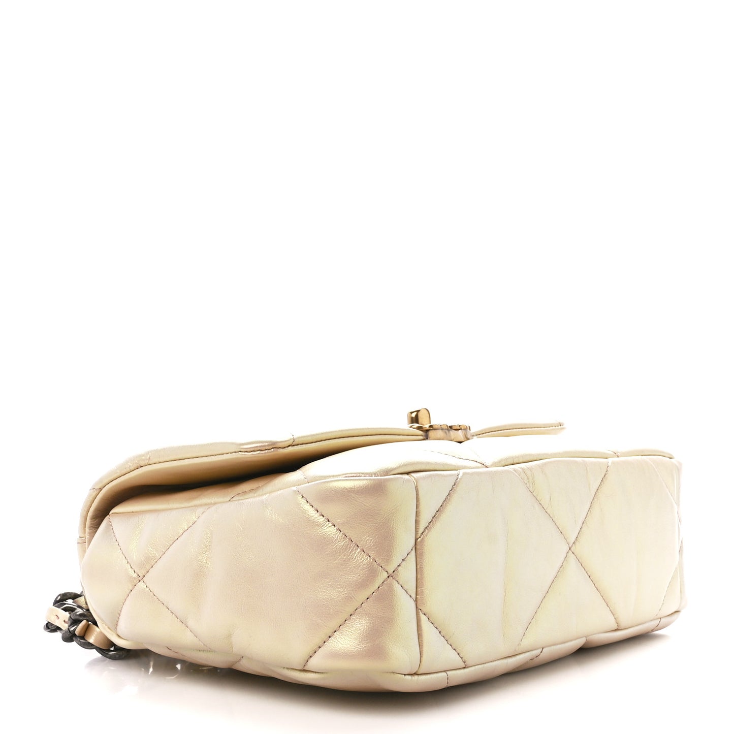 Iridescent Lambskin Quilted Medium Chanel 19 Flap Pink