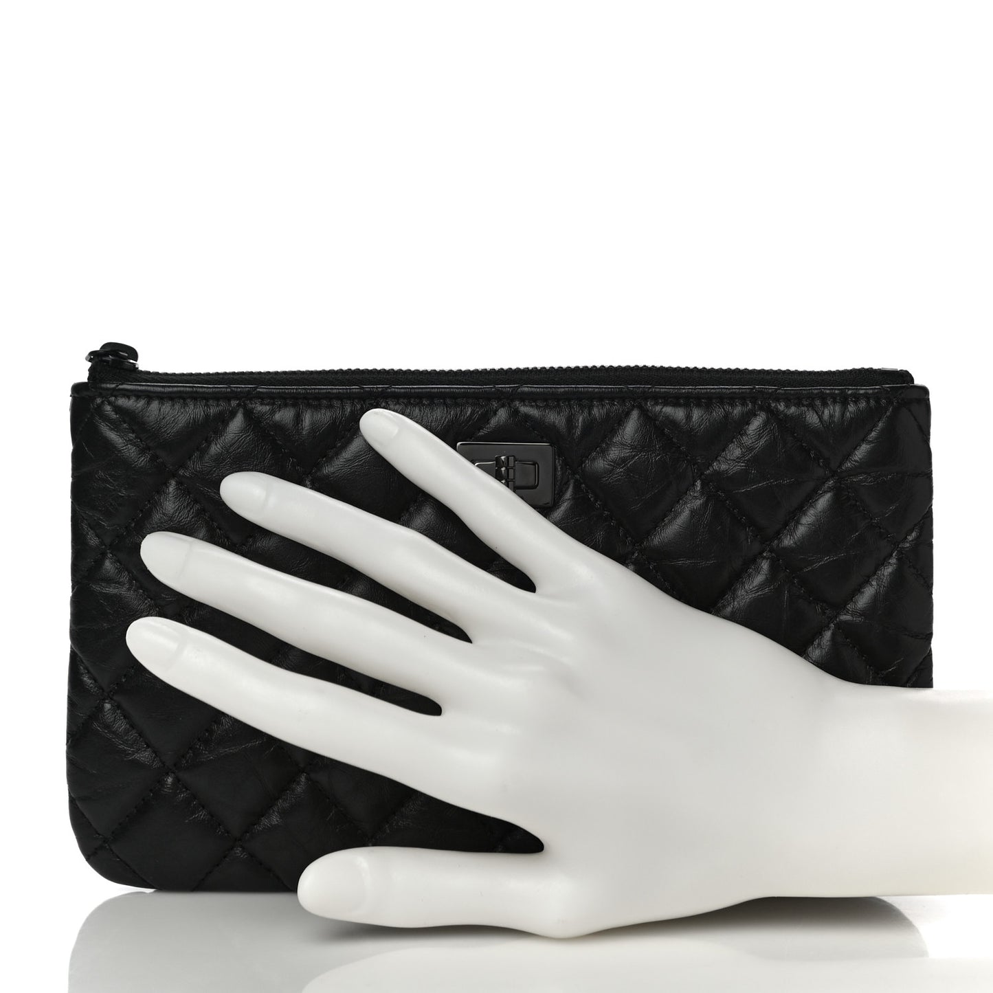 Aged Calfskin Quilted Medium Reissue Cosmetic Case So Black