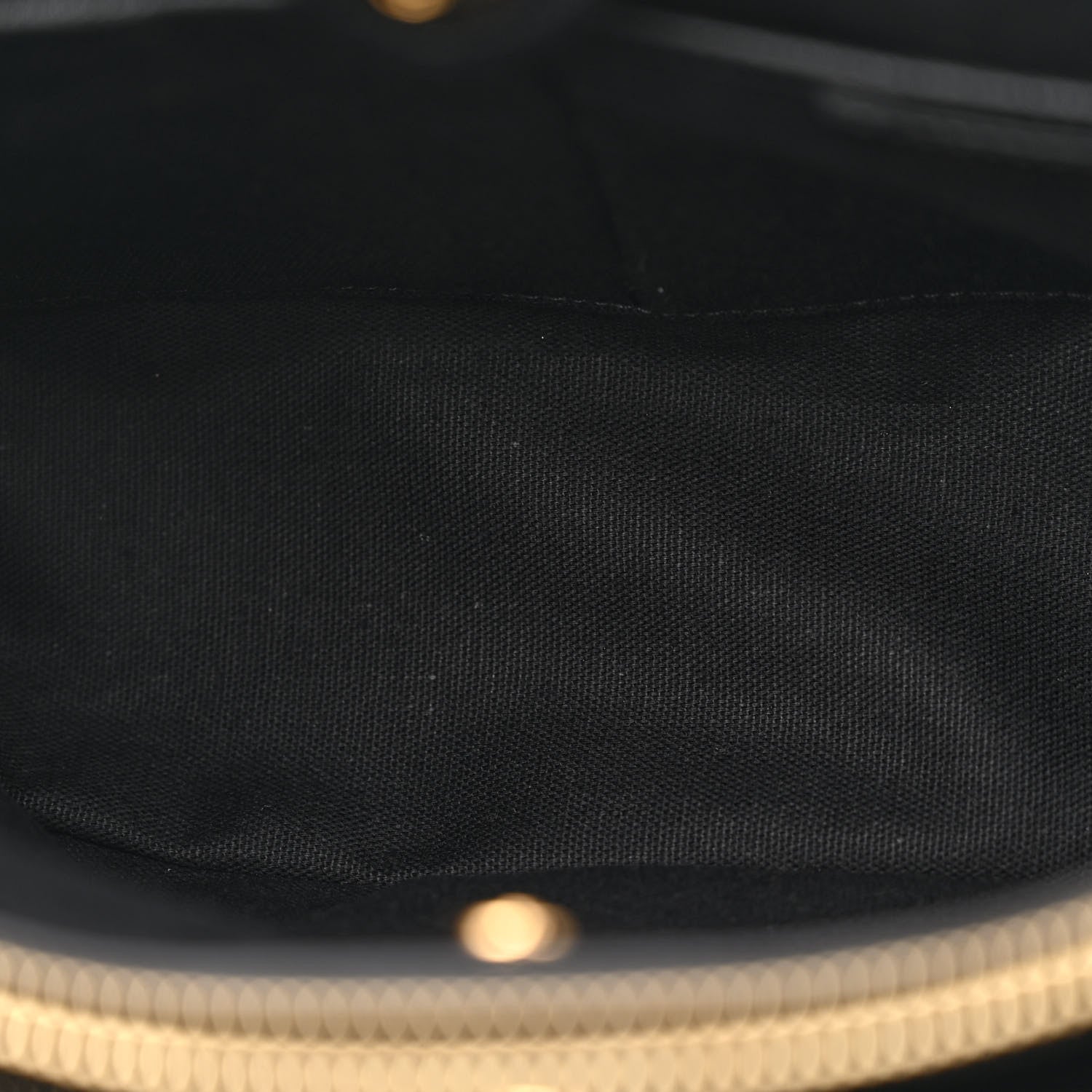 Burberry House Check Grainy Calfskin Medium Banner Tote Black 5 of 11