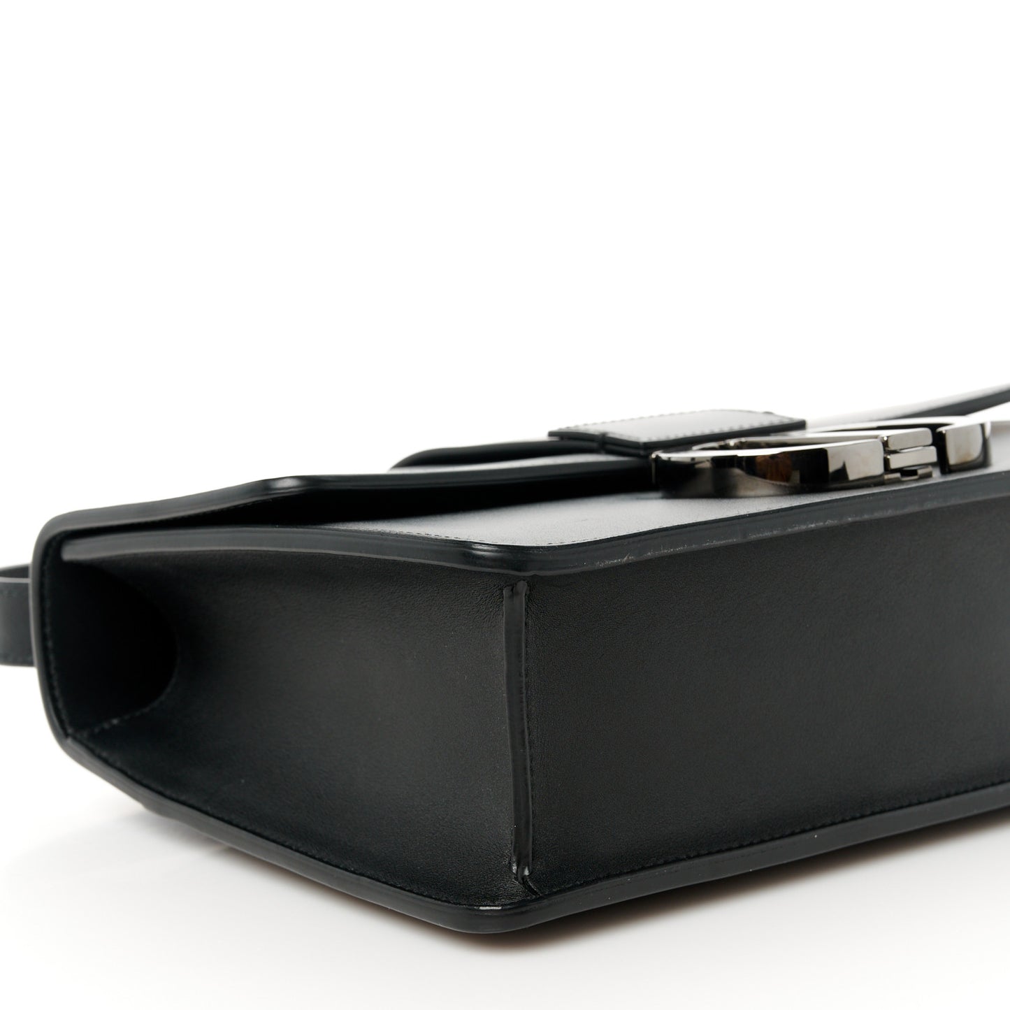 Smooth Calfskin 30 Montaigne Flap Bag Black
