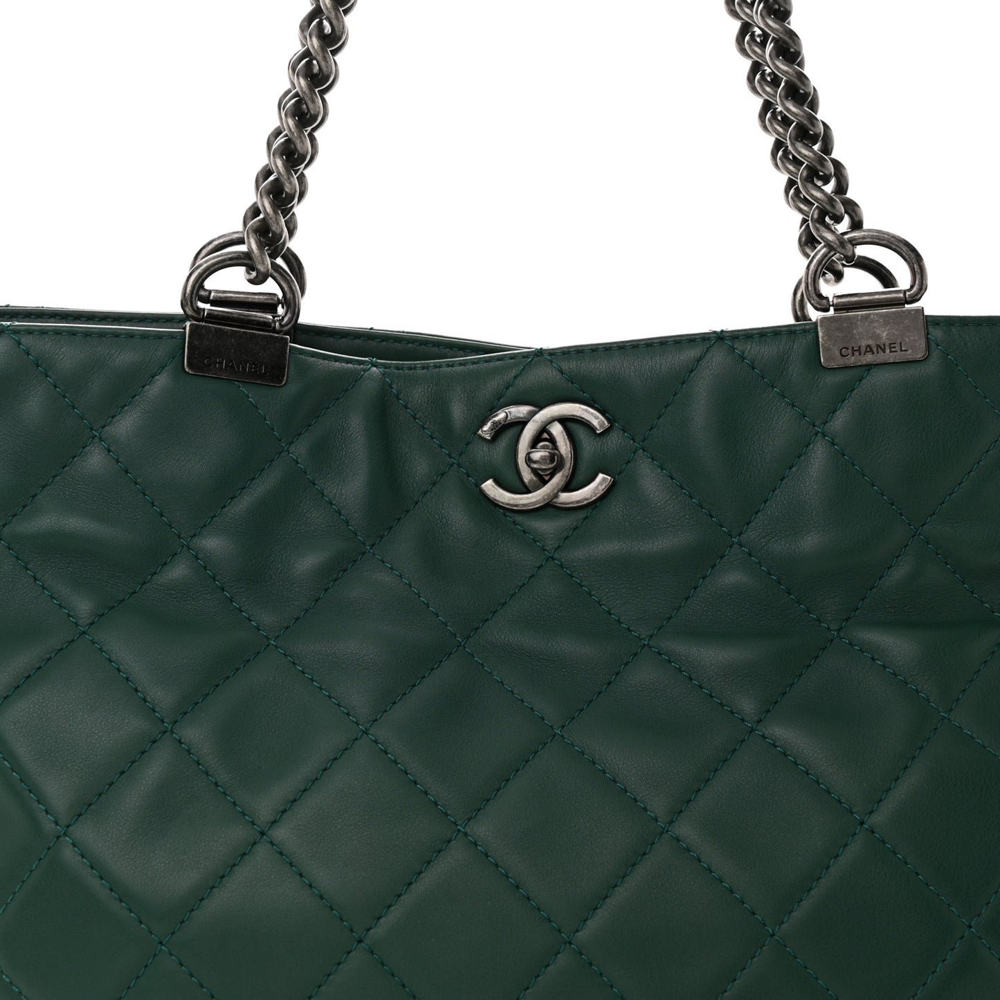 Calfskin Quilted Large Shopping In Chains Tote Green