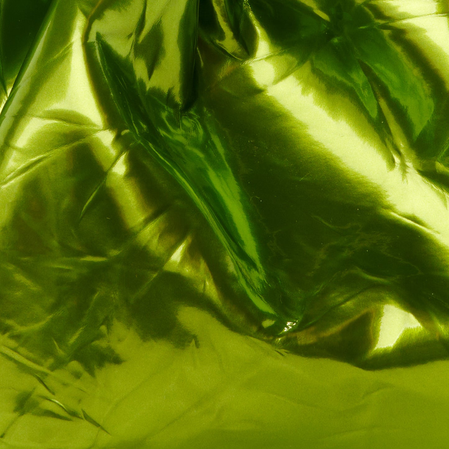 Metallic Crushed Calfskin Teen Pouch Chlorophyll