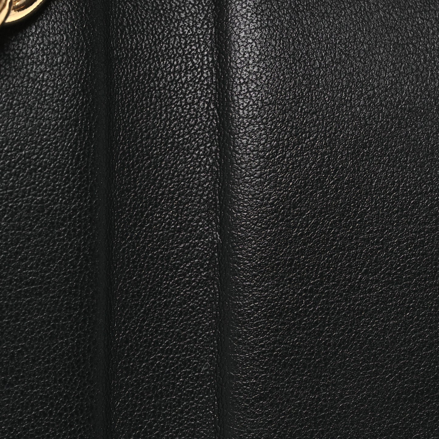 Calfskin Quilted Medium New Gancini Shoulder Bag Black