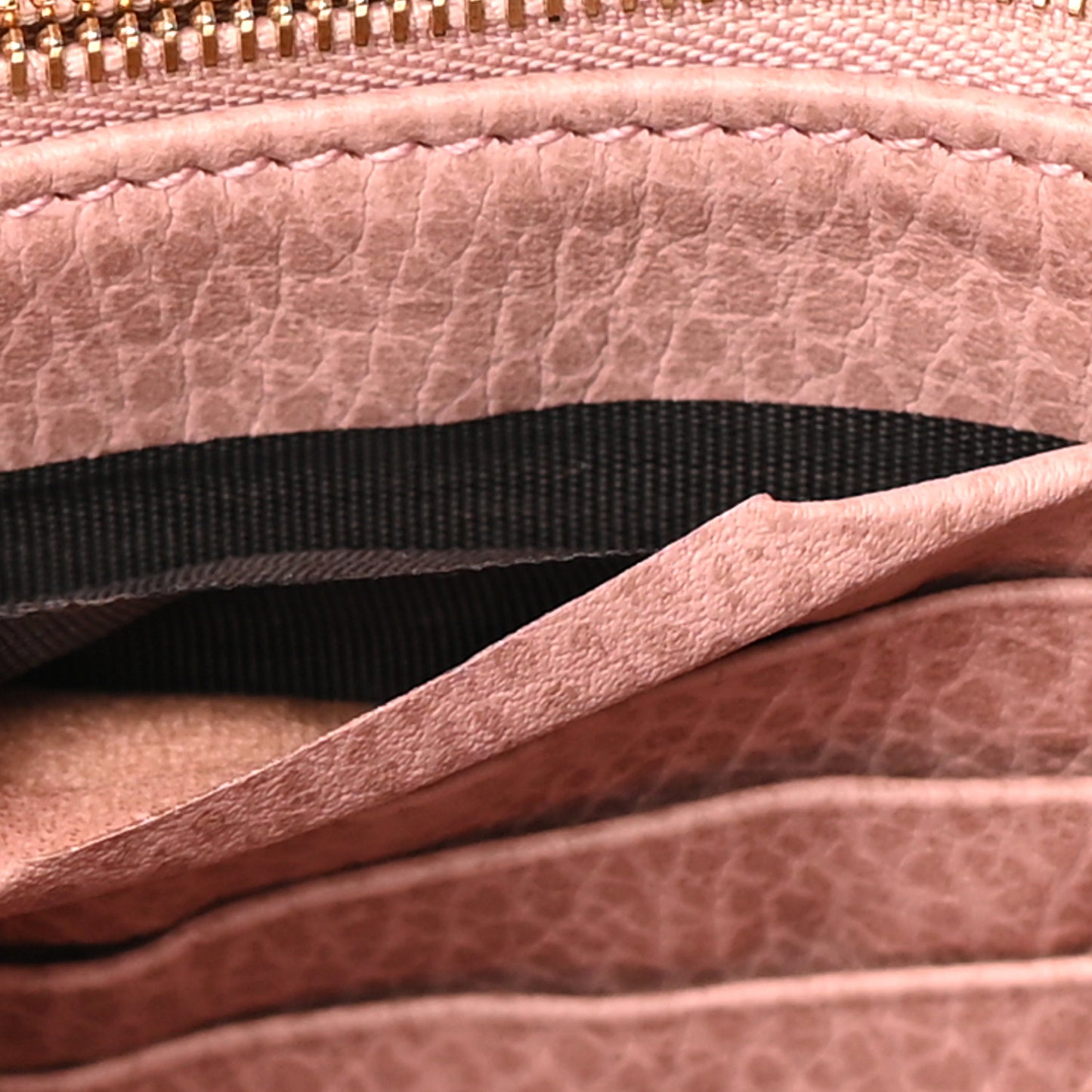 Dollar Calfskin Interlocking G Chain Wallet Soft Pink