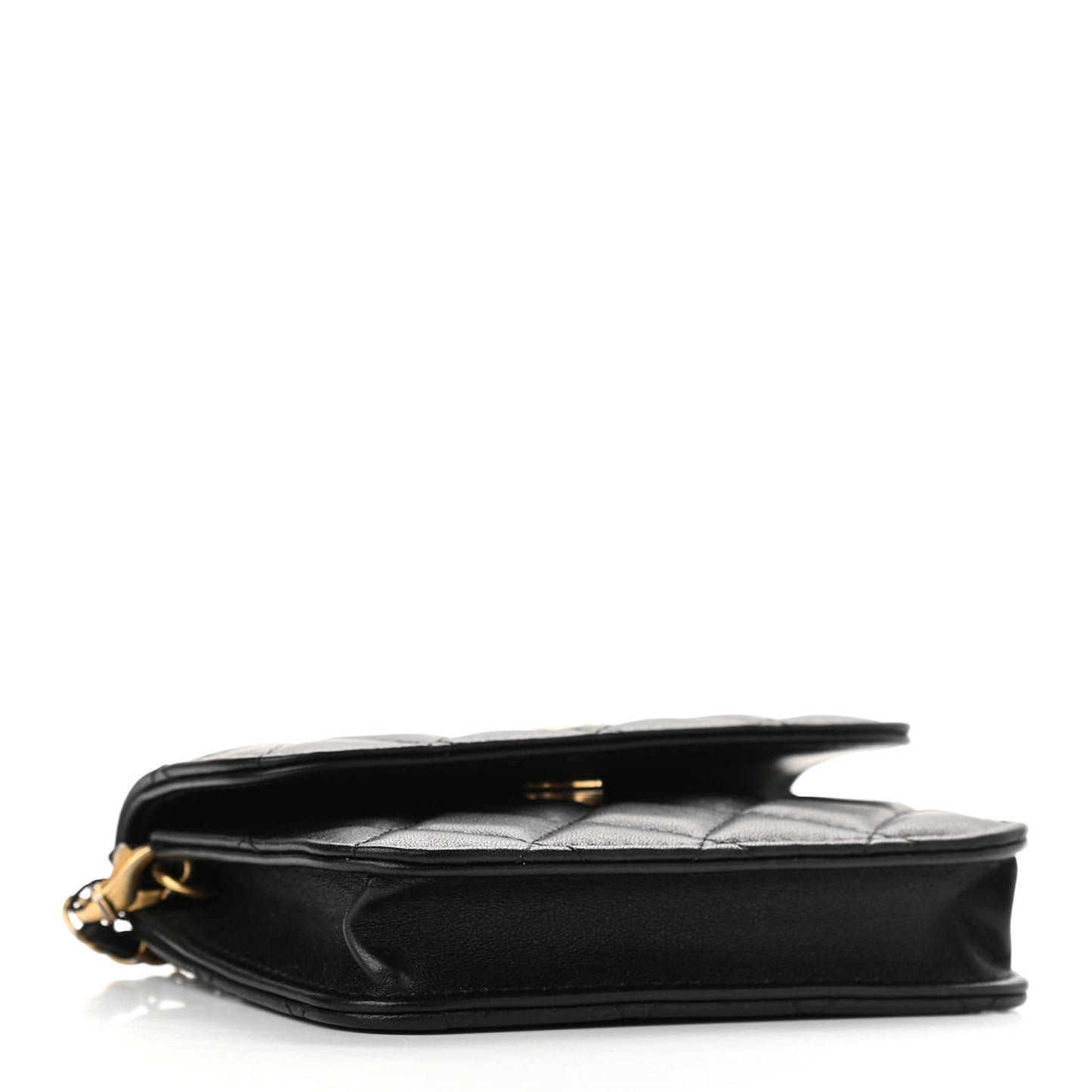 Lambskin Quilted Pearl Crush Clutch With Chain Black