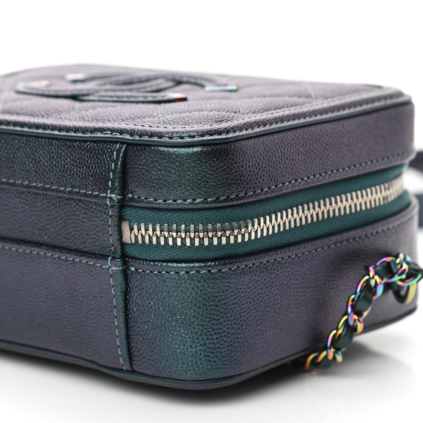 Iridescent Caviar Quilted Small CC Filigree Vanity Case Dark Turquoise