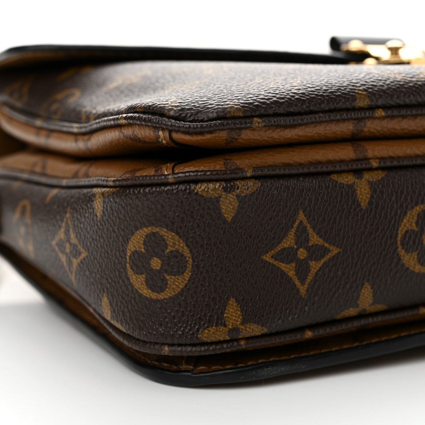 Reverse Monogram Pochette Metis