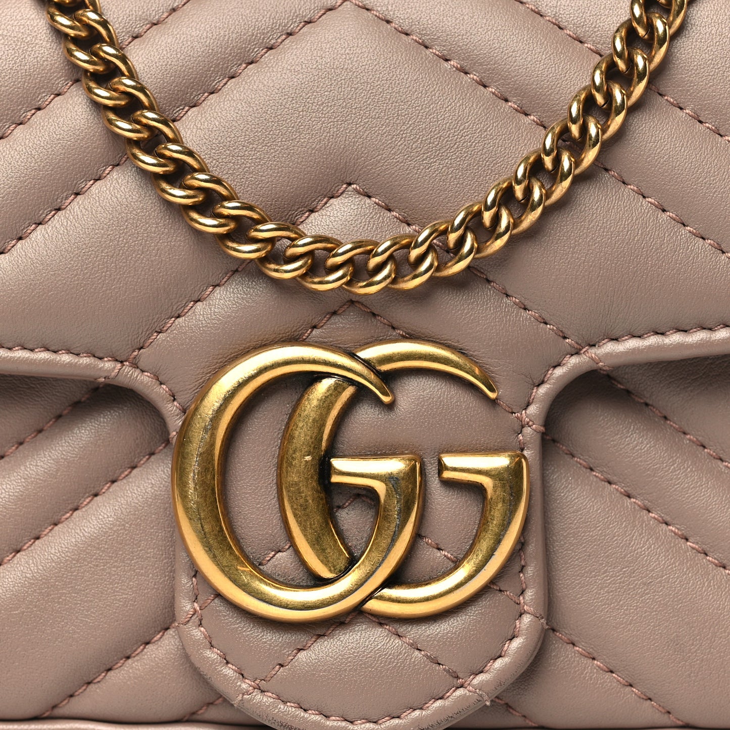 Calfskin Matelasse Super Mini GG Marmont Shoulder Bag Porcelain Rose