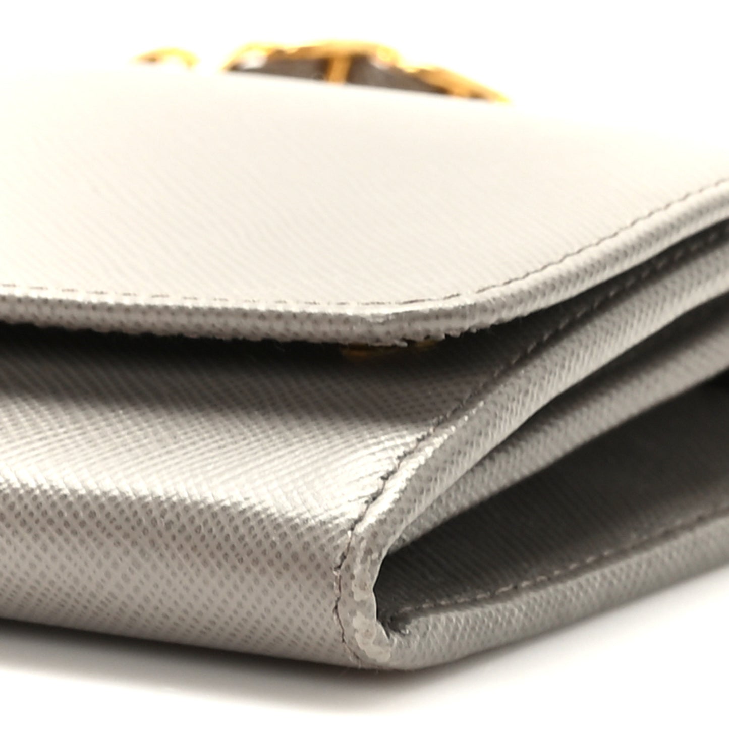 Saffiano Metal Oro Chain Wallet Argilla