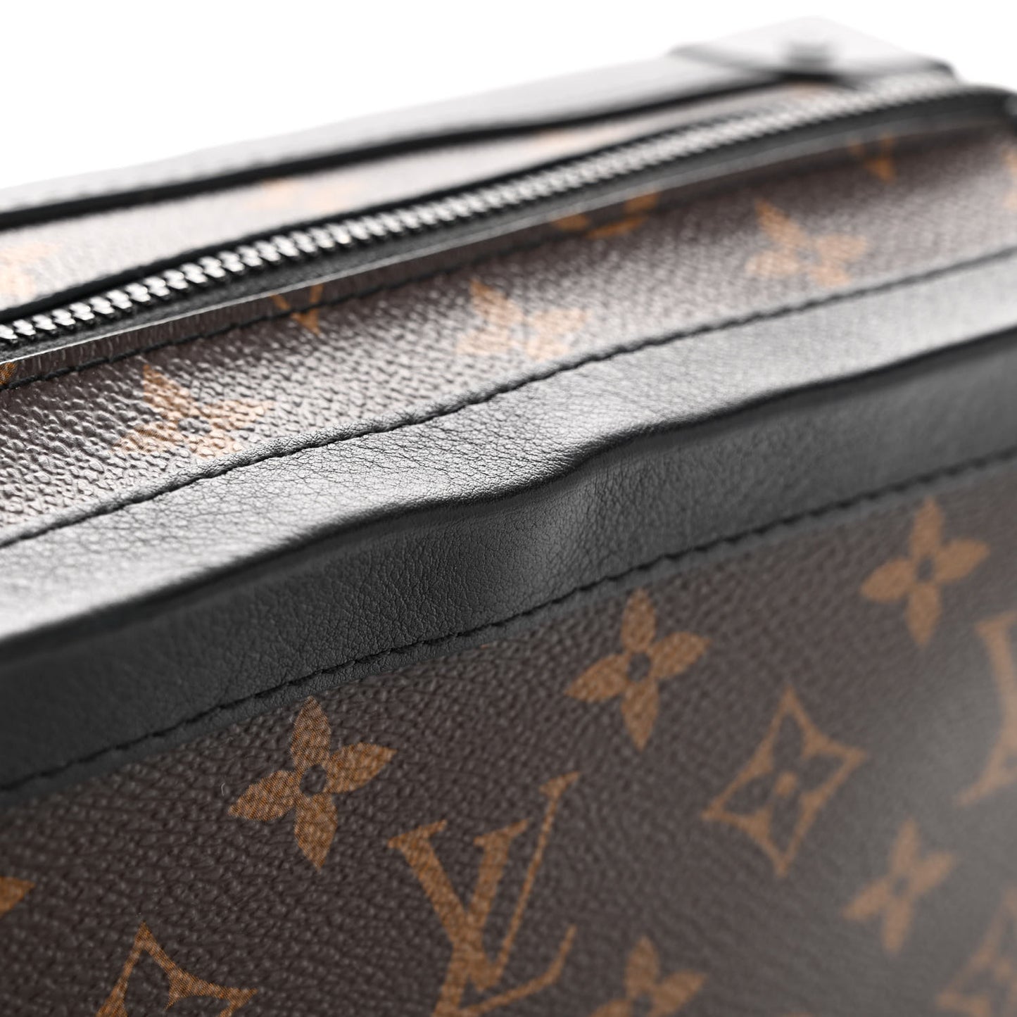 Monogram Solar Ray Soft Trunk