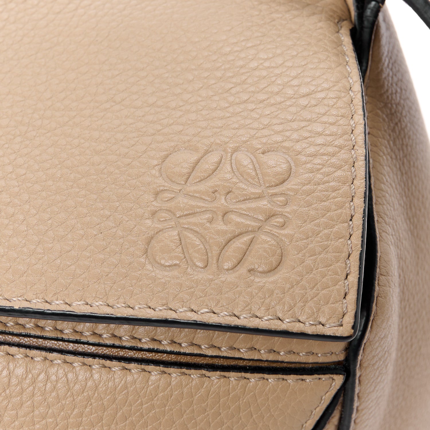 Loewe Calfskin Medium Puzzle Bag Sand Mink 7 of 12
