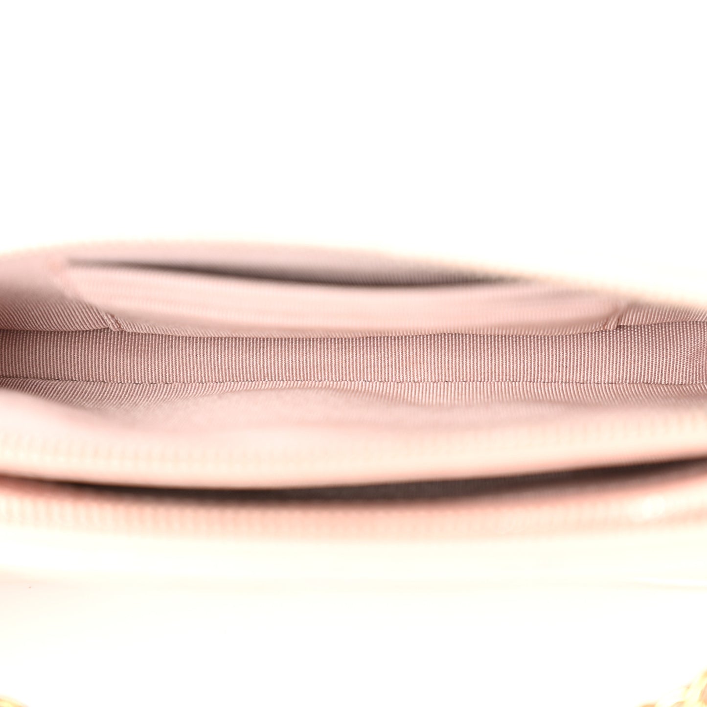 Iridescent Lambskin Calfskin Quilted Small Gabrielle Clutch With Chain Light Pink