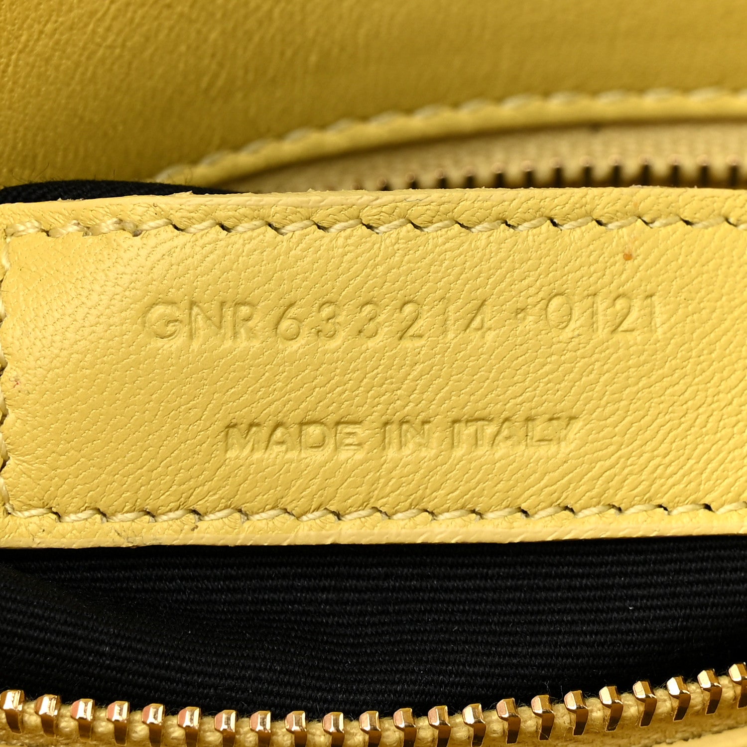 Saint Laurent Smooth Calfskin Carre Satchel Paille 7 of 14