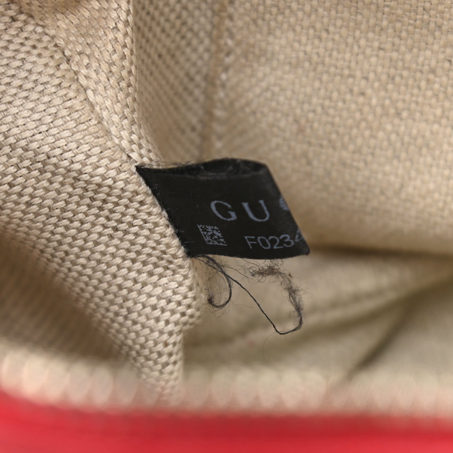 Gucci Pebbled Calfskin Small Soho Disco Bag Tabasco Red 8 of 17