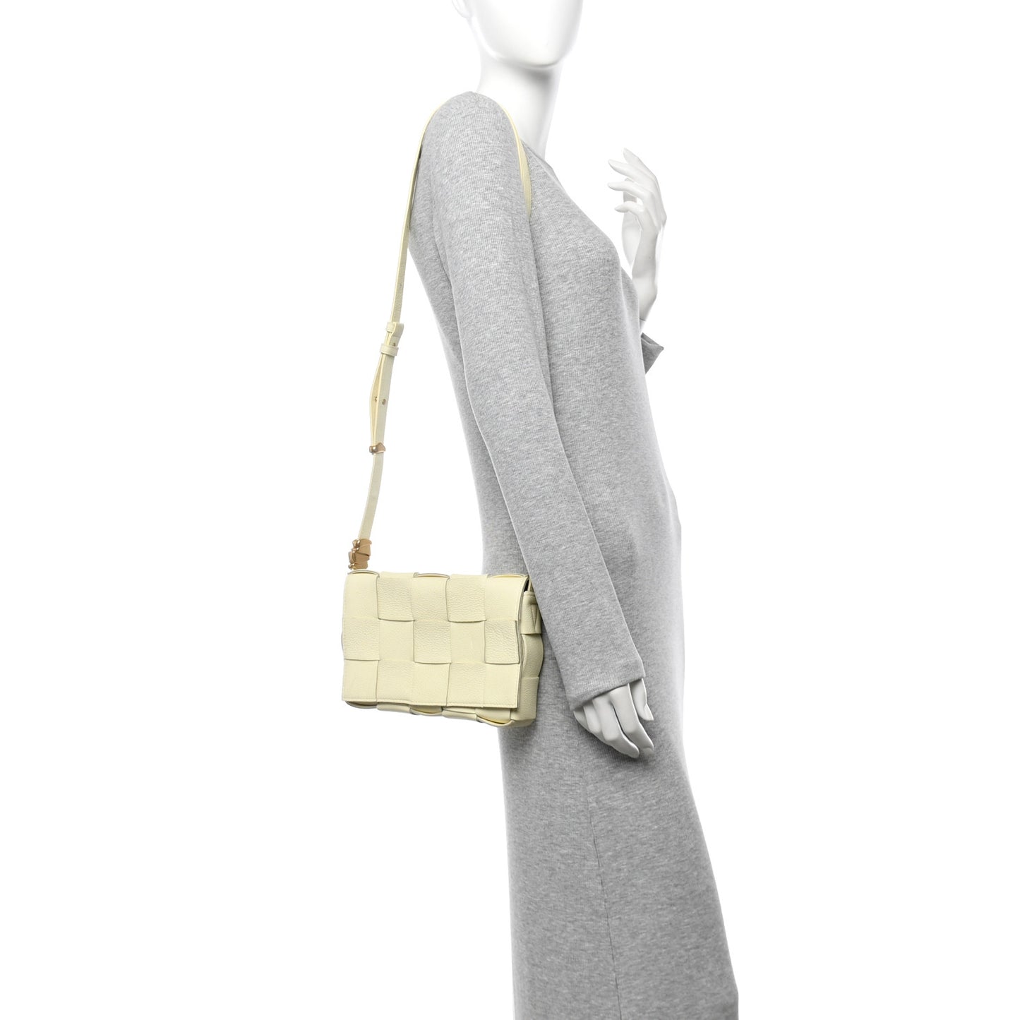 Grained Calfskin Maxi Intrecciato Cassette Crossbody Bag Ice Cream