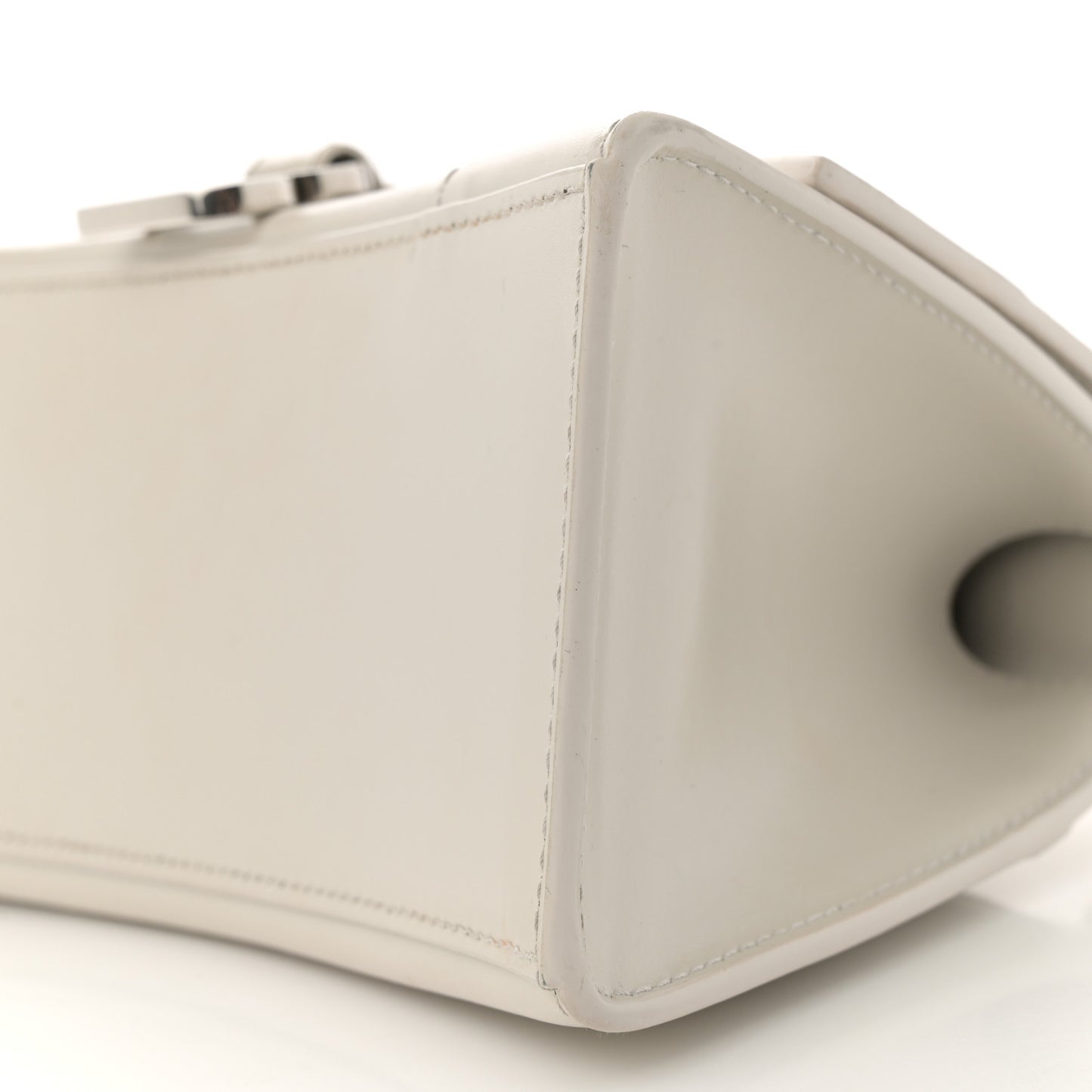 Shiny Box Calfskin Tonal B Small Hourglass Top Handle Bag Chalky White