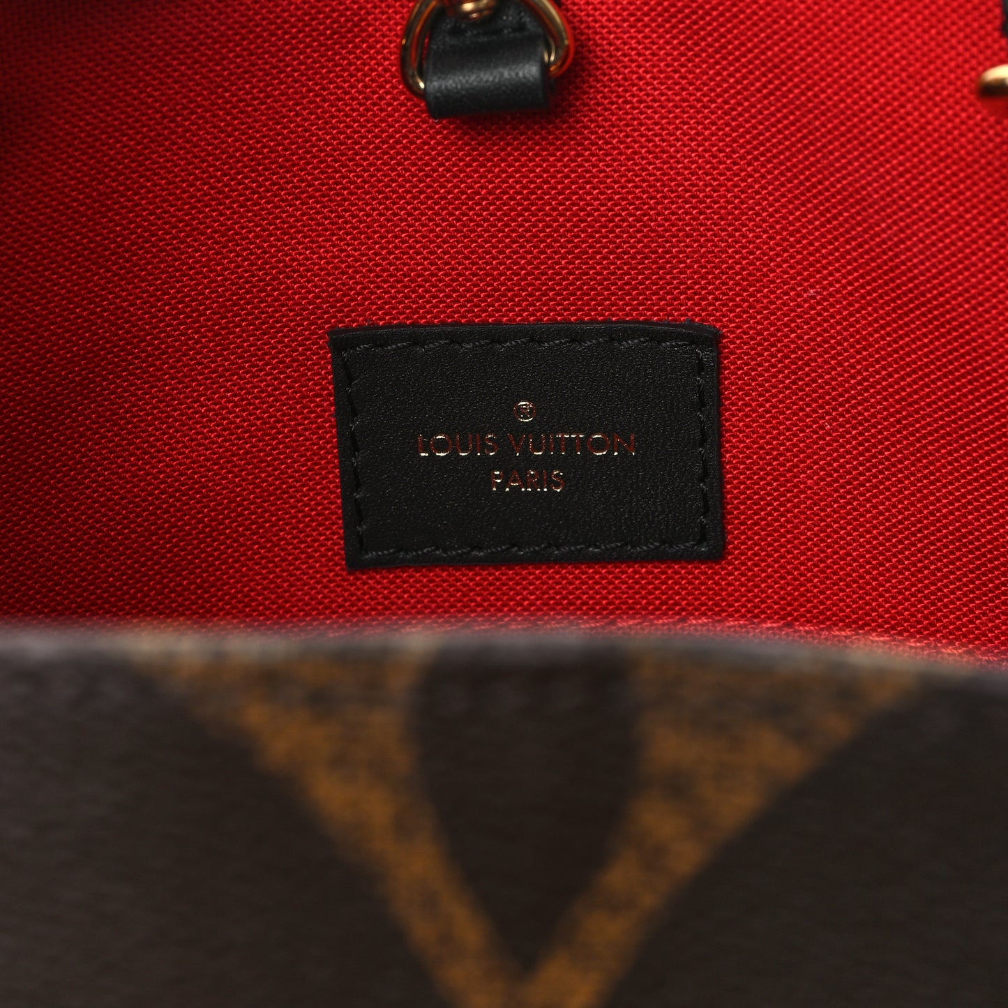 Reverse Monogram Giant Onthego MM