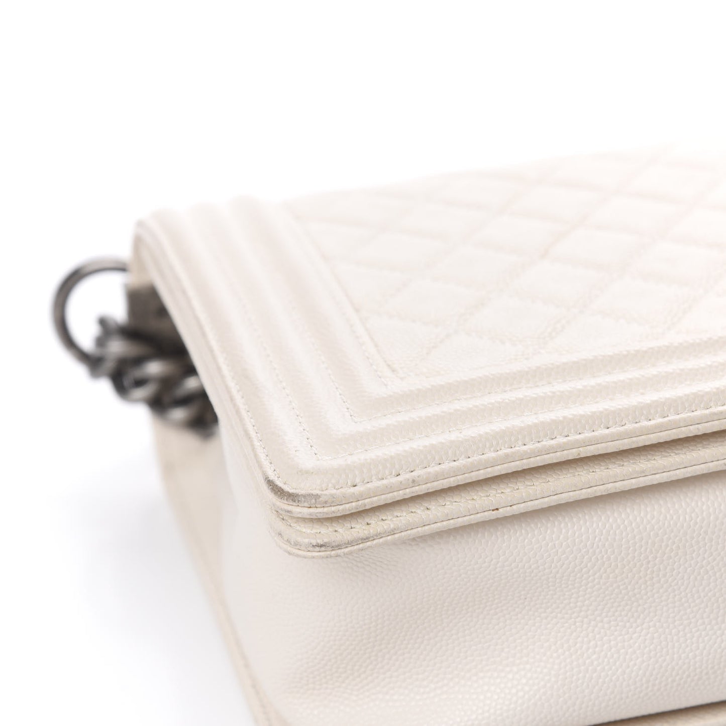 Caviar Quilted Medium Boy Flap Ivory